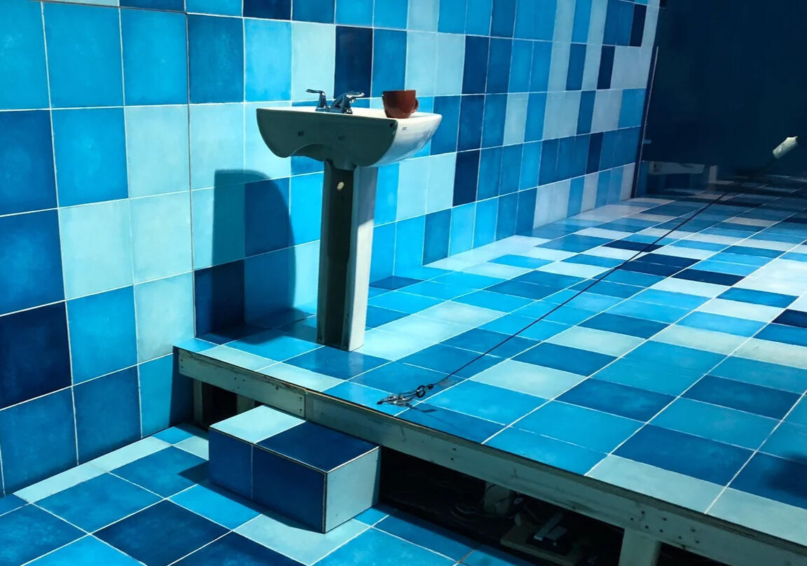 Blue Glaze application Blue Glaze application